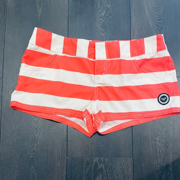 Roxy Striped Beach Shorts - Picture 5 of 10